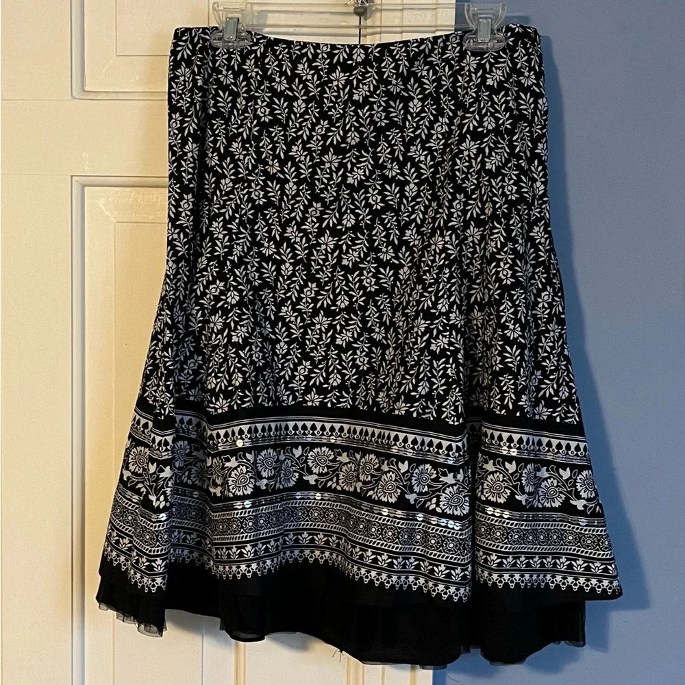 Apt 9 skirt